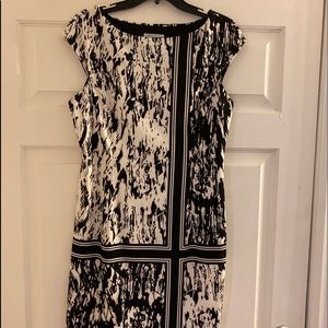 Adorable black & white dress